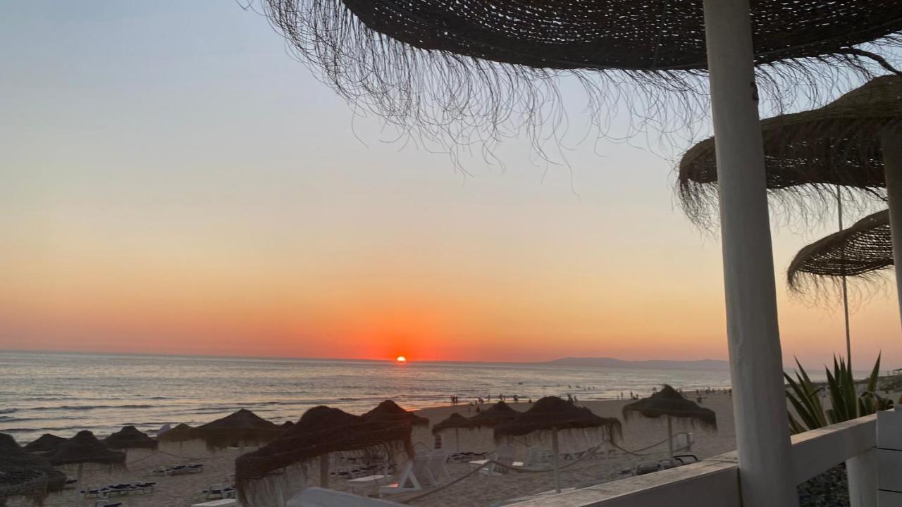 Rock'S Beach Spot Front Costa da Caparica Dış mekan fotoğraf