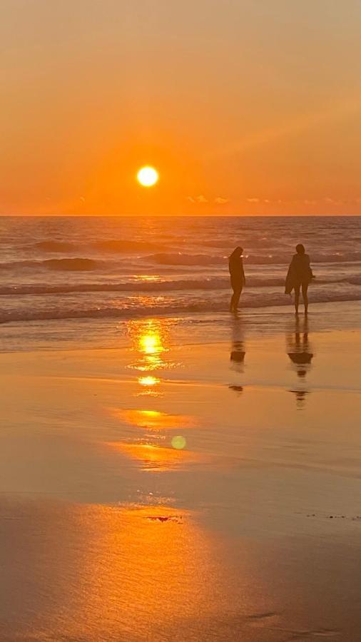 Rock'S Beach Spot Front Costa da Caparica Dış mekan fotoğraf